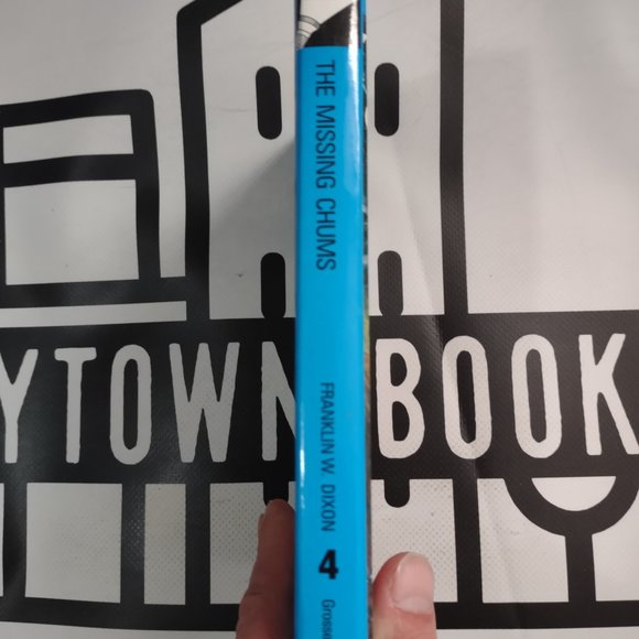 The Hardy Boys #4: The Missing Chums by Franklin W. Dixon 2007 Hardcover - Picture 3 of 5